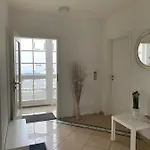 2 Mit Garten *
