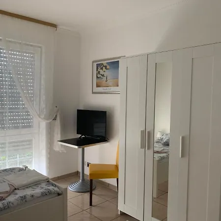 2 Mit Garten * Hannover