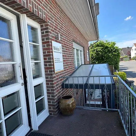 2 Mit Garten Appartement